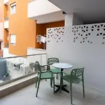 Отель Nayel Дуррес