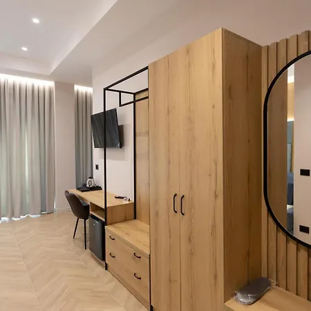 Nayel Hotel 4*