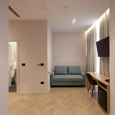 Nayel Hotel 4*