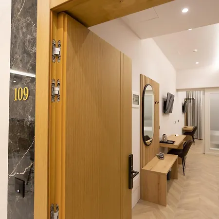 Nayel מלון דורס