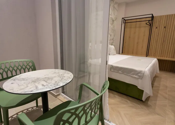 Nayel 4* Δυρράχιο